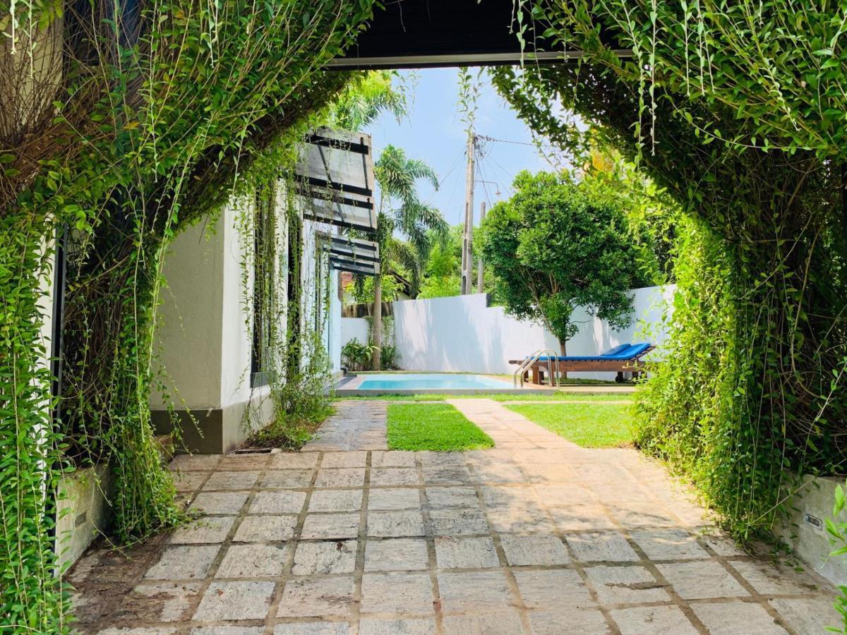 Milla Villa Hikkaduwa Bagian luar foto